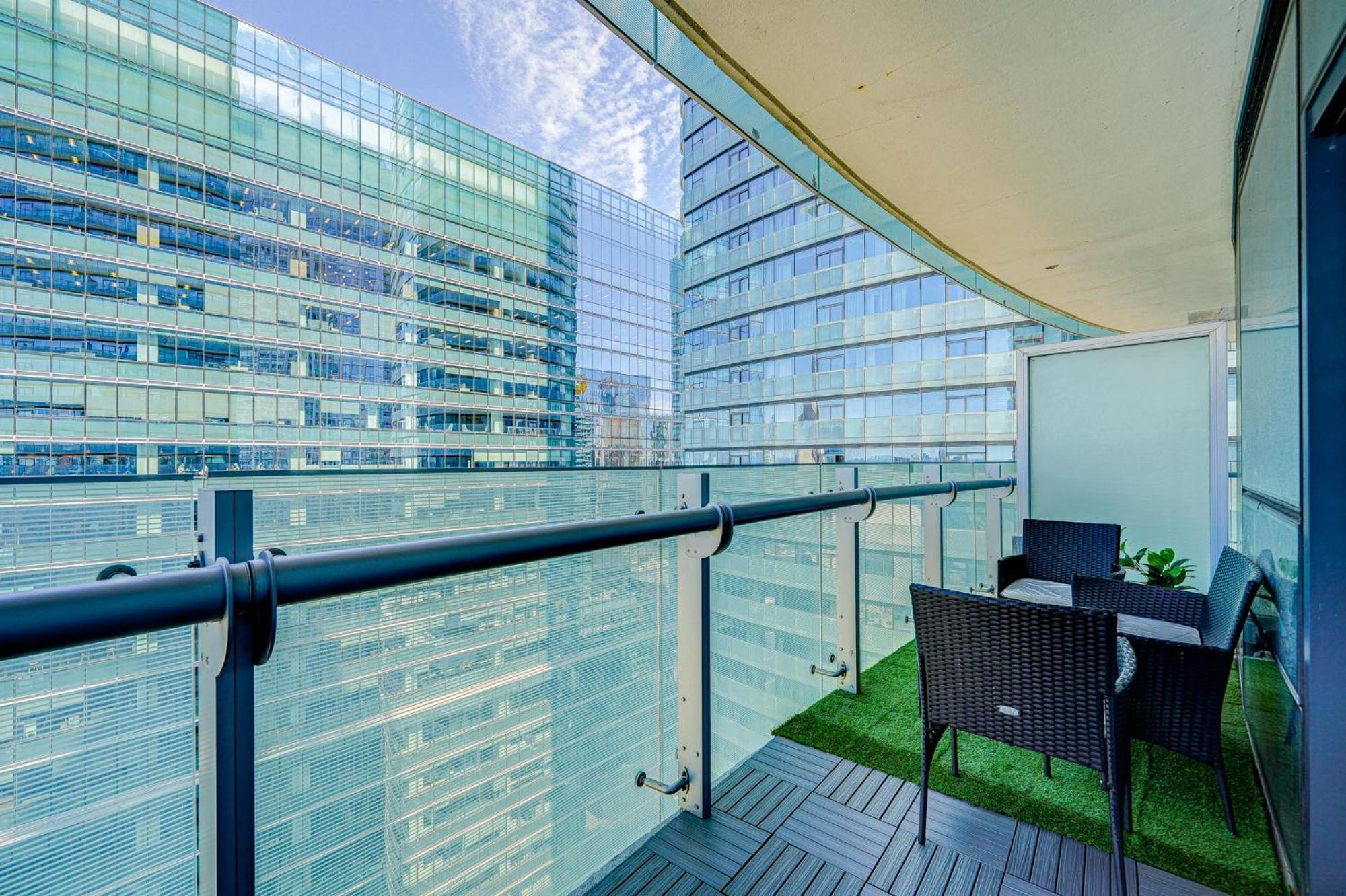 Skytree - Modern Rusty Condo Close To Union Station In Heart Of Downtown 多伦多 外观 照片