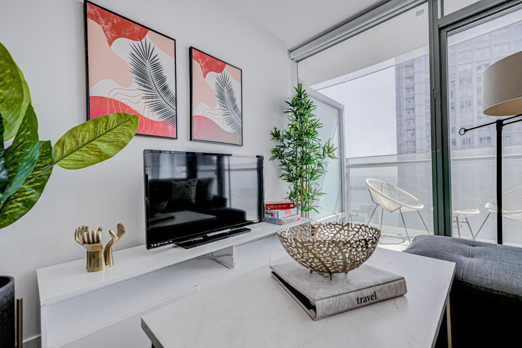 Skytree - Modern Rusty Condo Close To Union Station In Heart Of Downtown 多伦多 外观 照片