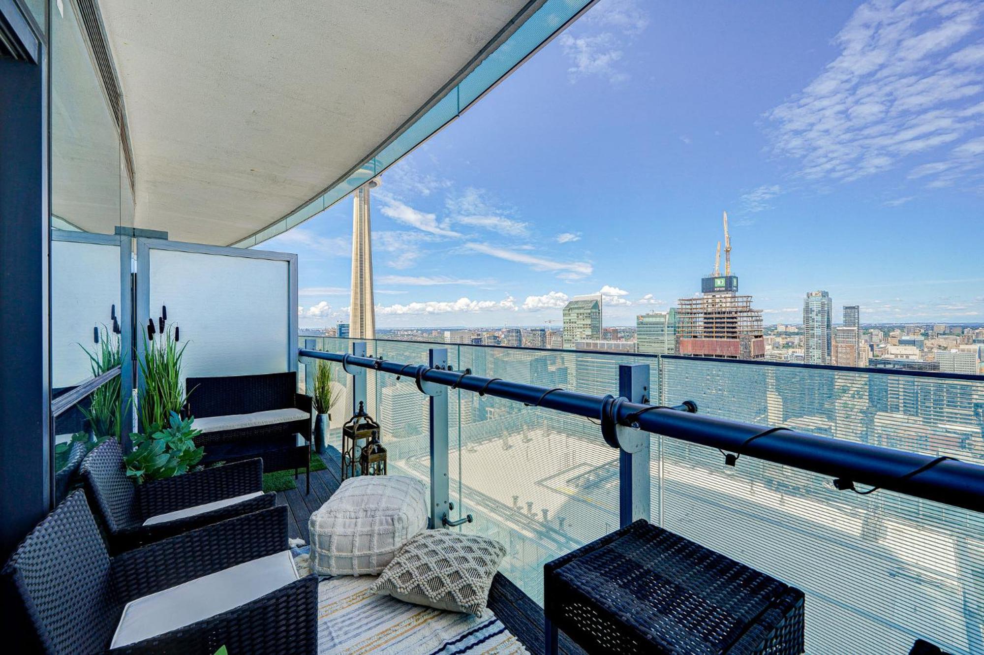 Skytree - Modern Rusty Condo Close To Union Station In Heart Of Downtown 多伦多 外观 照片